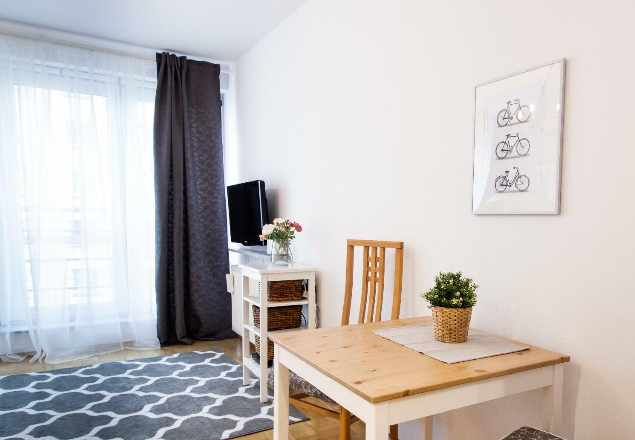 Arkadia Chillout Apartment Варшава Екстериор снимка